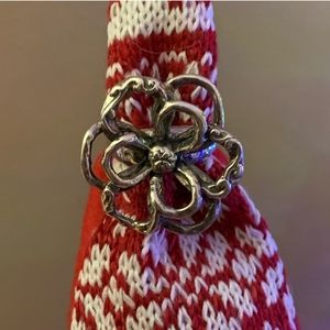 Silpada Flower Power Ring